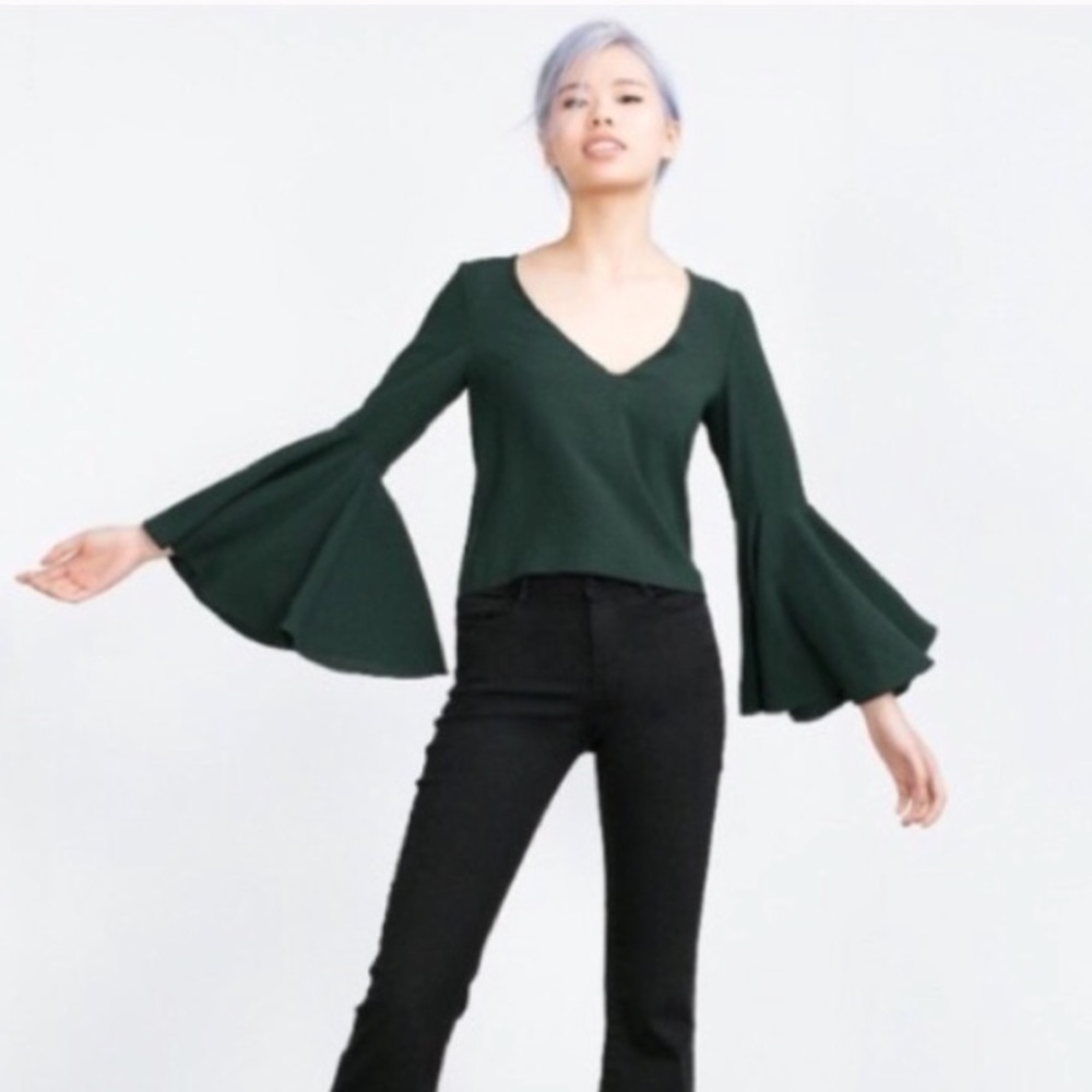 MOVING SALE Zara bell sleeve top - Picture 2 of 7